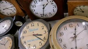 There is no dst in 2021. When Is Daylight Savings Time For 2021 How To Spring Forward On March 14 Abc7 San Francisco