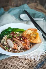 Resepi mee wantan ni saya pernah kongsikan dalam slot rancangan nona di tv3 sebelum ni. Melley Mey S Kitchen Resipi Wantan Mee Kicap
