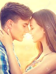 We did not find results for: Feliz Pareja Besandose Y Abrazandose Al Aire Libre En Campo De Trigo El Concepto De Amor Fotos Retratos Imagenes Y Fotografia De Archivo Libres De Derecho Image 42872742