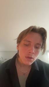 Verliebt in den Moment: Ein Indie-Pop-Geheimtipp