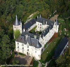 Chateau De Chissay Place Paul Boncour 41400 Chissay En Touraine Loir Et Cher France Castle Castle Hotel Bodiam Castle