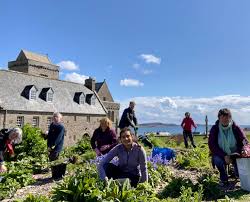 Iona