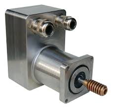 Motores y accionamientos en equipos ayudan a mejorar desempeño, movimiento  y confianza