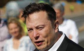 Cómo Elon Musk ha hundido todavía más a Twitter en su pozo de pérdidas