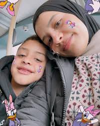 لقد مسنا الحلم مرة ❤️ لقد مسنا سحر الحلم مرة، وستبقى تلاحقنا دوما لحظة  حرية، خفة لا تكاد تحتمل لفرط جمالها تبقى مؤرقة كالضمير، وملهمة ككل لحظة  مفعمة بالحياة. ‎#25يناير ‎#25Jan