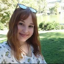 Stream Entrevista a Aurea Martinez García-Donas by GRUPO 10