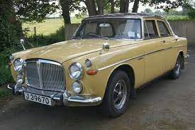 Rover 3 Litre Used Where I Worked As A Tow Truck For The Racing Car Took It Out One Day Before Race Day And G Vintage Cars Classic Cars Classic Cars British
