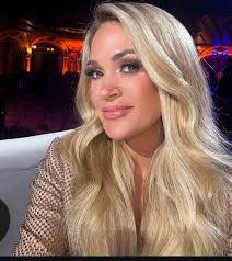 Donna Estrada's Instagram, Twitter & Facebook