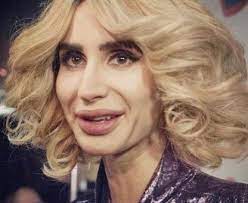 Добро пожаловать на официальный youtube канал певицы loboda. Posle Begstva Iz Odessy Zaprodanka Loboda Razvlekala Druga Putina I Ego Gostej