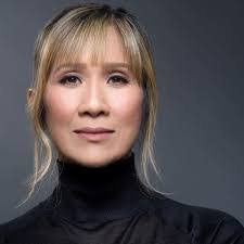 Irene Ros's Instagram, Twitter & Facebook