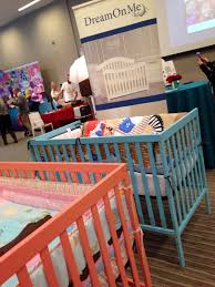 Dream On Me Synergy 5 In 1 Convertible Crib Video Review Mommixer Dreamonmeinc Classy Mommy Cribs Dream On Me Convertible Crib