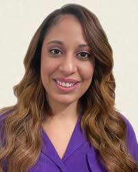 Elyse Fernandez's Instagram, Twitter & Facebook