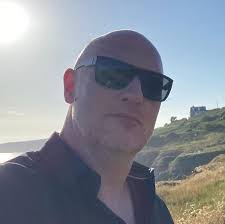 how do u defeat the first commander in the mission when he is shielded