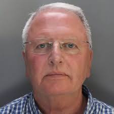 Mark Hewson's Instagram, Twitter & Facebook