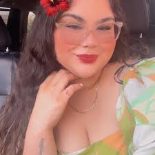 Chocolate Buttercream Frosting (6-Minute Recipe)  https://natashaskitchen.com/chocolate-buttercream-frosting/