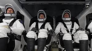 L'astronaute français thomas pesquet, qui a passé son enfance à auffay, va devoir patienter une journée avant de retourner dans l'espace. 7rop3equr2gmmm
