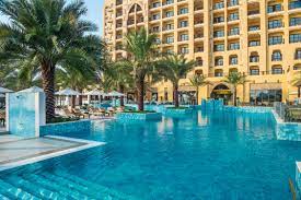 Experience A Warm Welcome At Doubletree By Hilton Resort Spa Marjan Island With The Signature Chocolate Chip Cookie At Check In Loca Resort Spa Resort Hotel