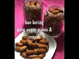 Add flour, cornmeal, powdered milk, baking powder, spices spekuk, and as he sifted powdered ginger and mix evenly. Resep Kue Kering Palm Cheese