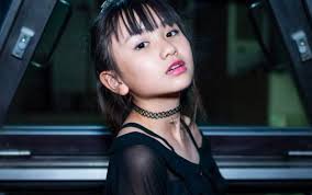 2021.07.15 nikkei style u22 『校長ブログ』に学校長の特集記事が掲載されました; Yune Sakurai Young Japanese Singer Actress Model English Site
