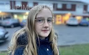 39620994-Millie Palmer 10 at the shopping parade in Elizabeth Way, Seaton  Carew. Picture by FRANK REID.