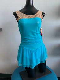 Shakira strips down in new promotional pictures for latest lp. Style 2064 Shakira Dress Iskateomaha