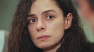 La forza di una donna, Anticipazioni e Trame Turche: Bahar scopre che Sirin  ha ucciso Sarp!