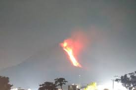 Jadwal terbaru kapal pelni sinabung 2021. Mount Sinabung Eruption Sends Hot Cloud Lava Flying Two Kilometers Antara News