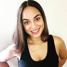 Jessica Rosa's Instagram, Twitter & Facebook