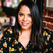 Amber Higgins's Instagram, Twitter & Facebook