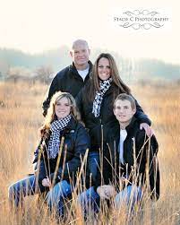 I Had Sooo Much Fun Capturing This Amazing Family They Were So Kind And Easygoing W Photography Poses Family Family Portrait Poses Family Picture Poses