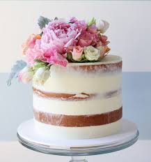 Adding floral fillers in between layers of cake is a beautiful way to make your dessert stand tall. Pin On Creative Wedding Inspiration