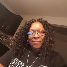 Lenora Howard (@lehoward1)