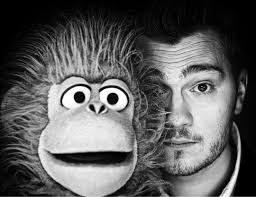 Obligé de distraire le public avec ses propres gags, il finit par convaincre son comparse de le rejoindre. Nikos Aliagas On Instagram Paris Jeff Panacloc Dans Mon Objectif Et Le 31 12 Sur Tf1 Toutelamusiquequonaime Certains Ont Defini Animaux Instagram Paris