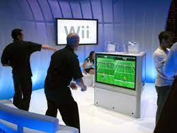 Ha però dimostrato con forza le potenzialità reali di wii, spazzando via gran parte dei dubbi relativi alla bontà del controller e alla sua efficacia con diverse meccaniche di. Nintendo Wii E3 2006 Hands On With Nintendo S Wii And New Dell Designs
