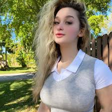 Trinity Morisette (@trinity_morisette) est une bombe blonde (20 photos) :  rsexyhair