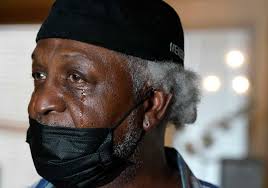 Charion Lockett's family was unaware of police warrant before Monday  morning. An hour later he was dead.