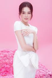 Sở hữu trang cá nhân với hơn 1 triệu người theo dõi, lan ngọc rất thường xuyên cập nhật tình hình sức khỏe cũng. Ninh DÆ°Æ¡ng Lan Ngá»c La Nang ThÆ¡ GÆ°Æ¡ng Máº·t Ä'áº¡i Diá»‡n Cá»§a ThÆ°Æ¡ng Hiá»‡u Sixdo Táº¡p Chi Ä'áº¹p