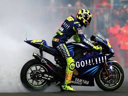 Pin Oleh Markruse17 Di Motogp Wallpaper Di 2020 Seni