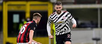 Fabrizio romano is a journalist and reporter, who specializes in football transfers. Fabrizio Romano Provides Exciting Update On Edinson Cavani And Luke Shaw Contract Extensions Man United News Transfer News The Peoples Person