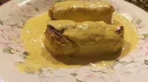 Pour 4 Personnes 4 Quenelles Natures 200 G De Champignons De Paris 1 Cuillere A Soupe D Huile D Olive 2 Ec Quenelles Quenelle Lyonnaise Recette Quenelle Nature