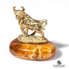 2021 The Year Of Metal Ox By Chinese Horoscope In 2020 Natural Stones Metal Stone