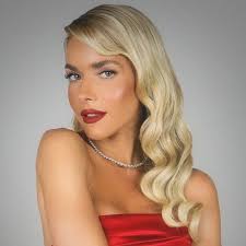 Saiba tudo sobre: Monique Alfradique