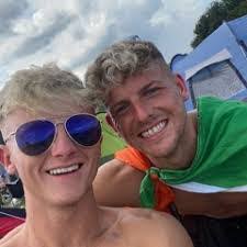 Candice Capone's Instagram, Twitter & Facebook