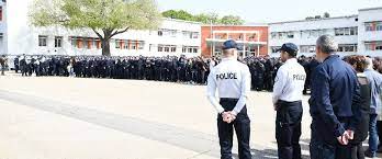 Commissariat de police à nîmes. Nimes Suicides Dans La Police Rassemblement Devant Le Commissariat Et A L Ecole De Police Midilibre Fr