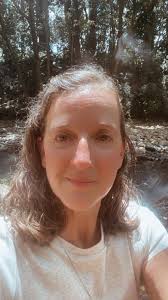 URUGENT Looking for a 2 bed asap in between Ryde, Newport , wooton and  surrounding areas for myself and my two children age 20mins he and 9  months, budget of £800-£850 Has