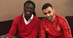 Golleri, asistleri, güçlü & zayıf yönleri ve mac ratingleri içeren son detaylı istatistiklerini gözden geçirin. Gomis Ten Eski Takim Arkadasi Rachid Ghezzal E Ziyaret Rachid Ghezzal Kimdir Son Dakika Spor Haberleri