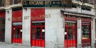 We are family owned business started in 1996 with two restaurant locations. El Anciano Rey De Los Vinos Calle Bailen 19 Madrid Abierta Por Luis Monton Oriundo De Tomelloso En 1909 En Un Edi Casa Perico Comercio Tradicional Vinos