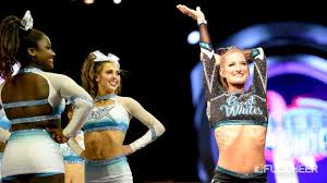 Great white sharks try to avoid fighting for food. Fins That Win A Look Back At Our World Champ Sharks Flocheer