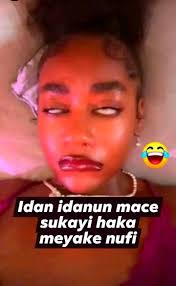 Yadda nake ganin rana haka nake ganin dare soyayya yarinya can tayi kane  kane a zuciyata 😒 🤯