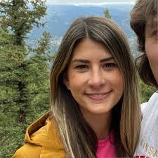 Allison Geist's Instagram, Twitter & Facebook